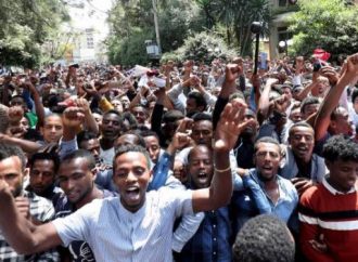 Deadly protests erupt after Ethiopian singer killed