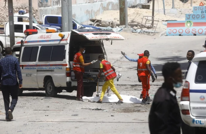 AL-SHABAB SUICIDE BOMB IN SOMALIA TARGETS DELEGATES.