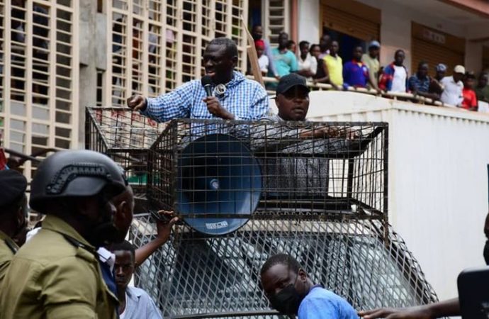 Court Directs Police to Release Besigye’s Vehicle.